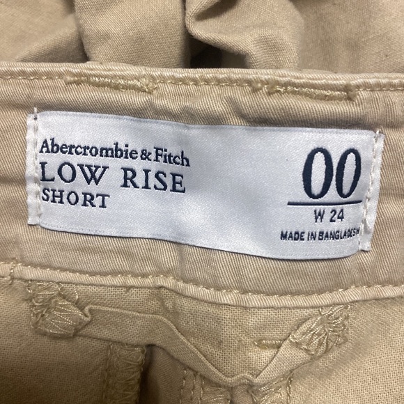 2 pairs of tan shorts - Picture 2 of 3